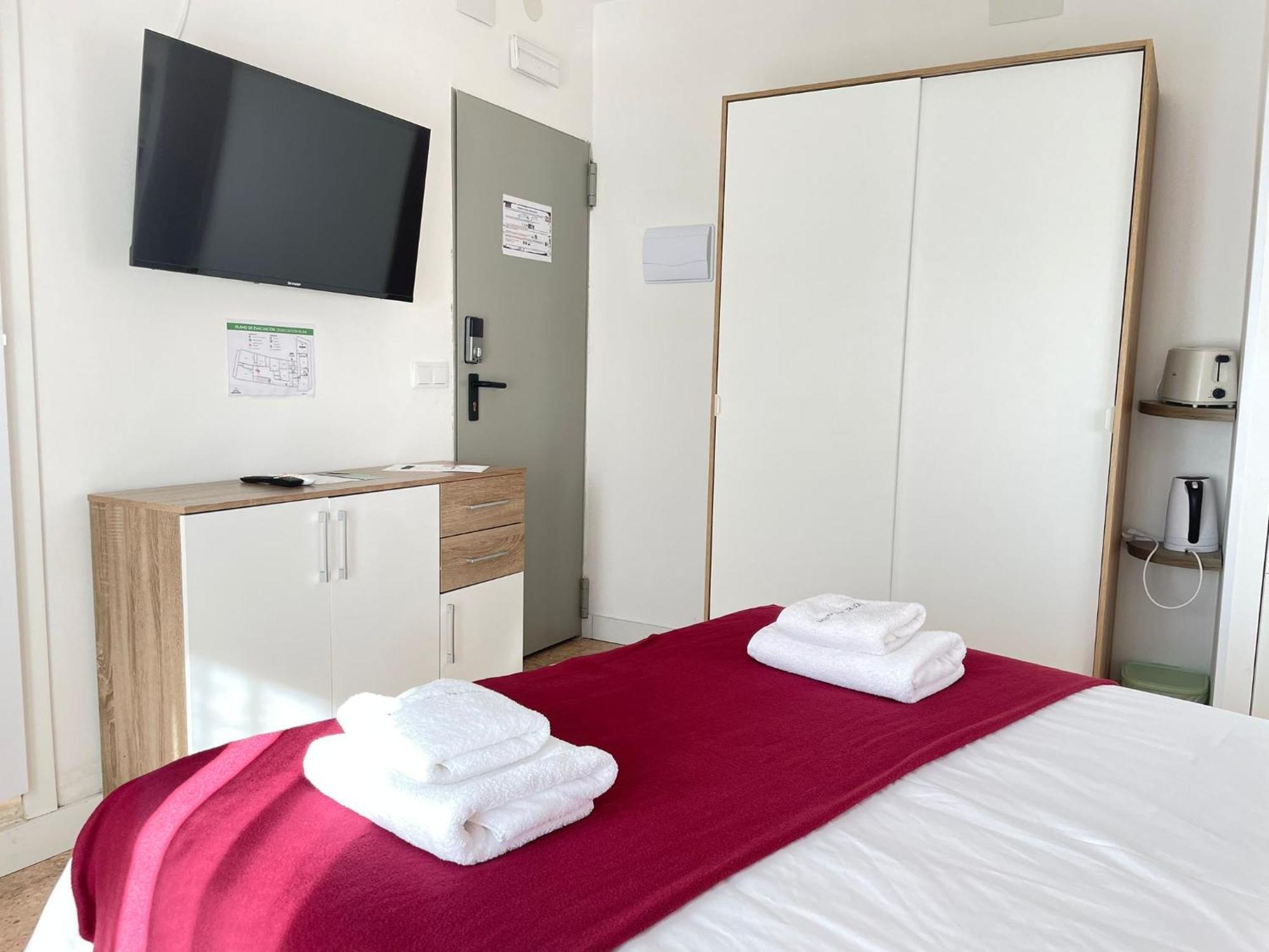 Hotel Arganda 알간다델레이 외부 사진