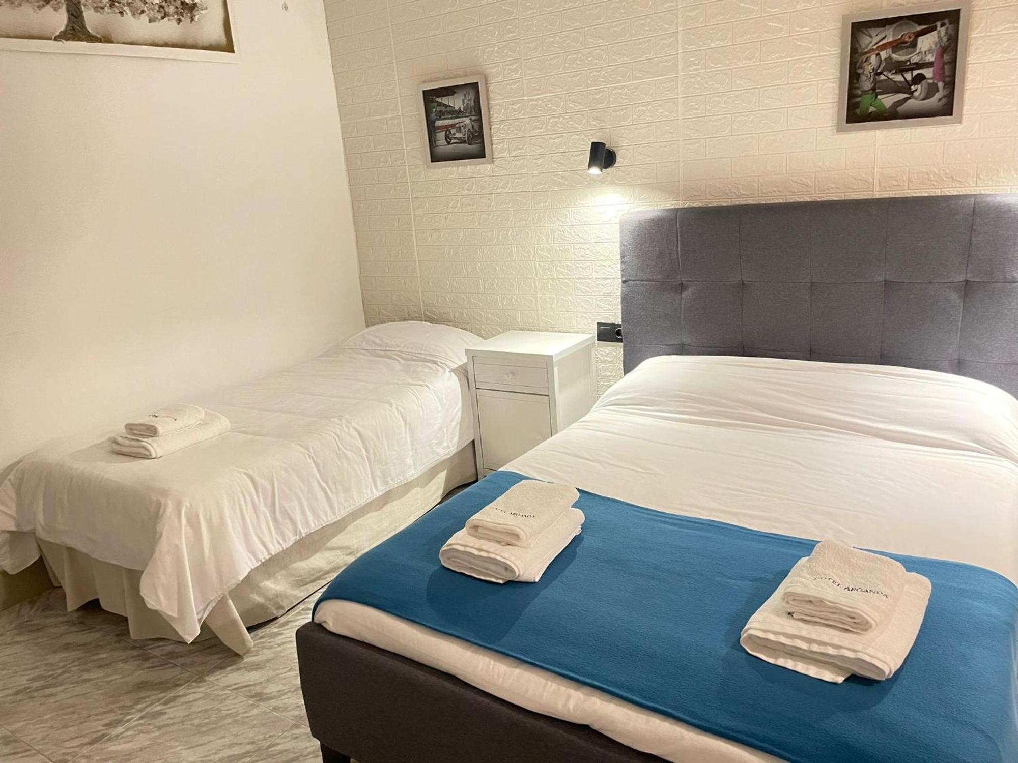 Hotel Arganda 알간다델레이 외부 사진