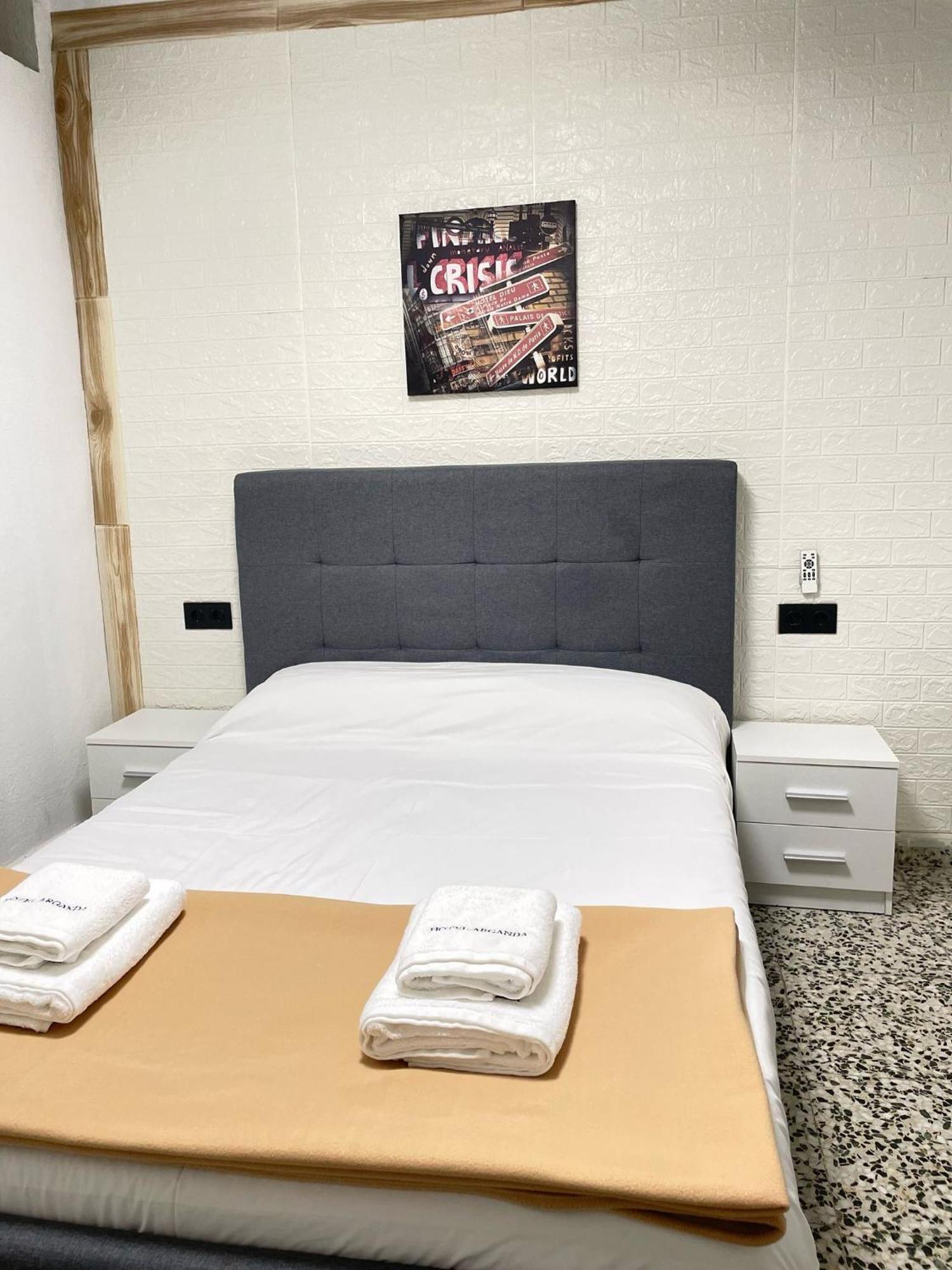 Hotel Arganda 알간다델레이 외부 사진