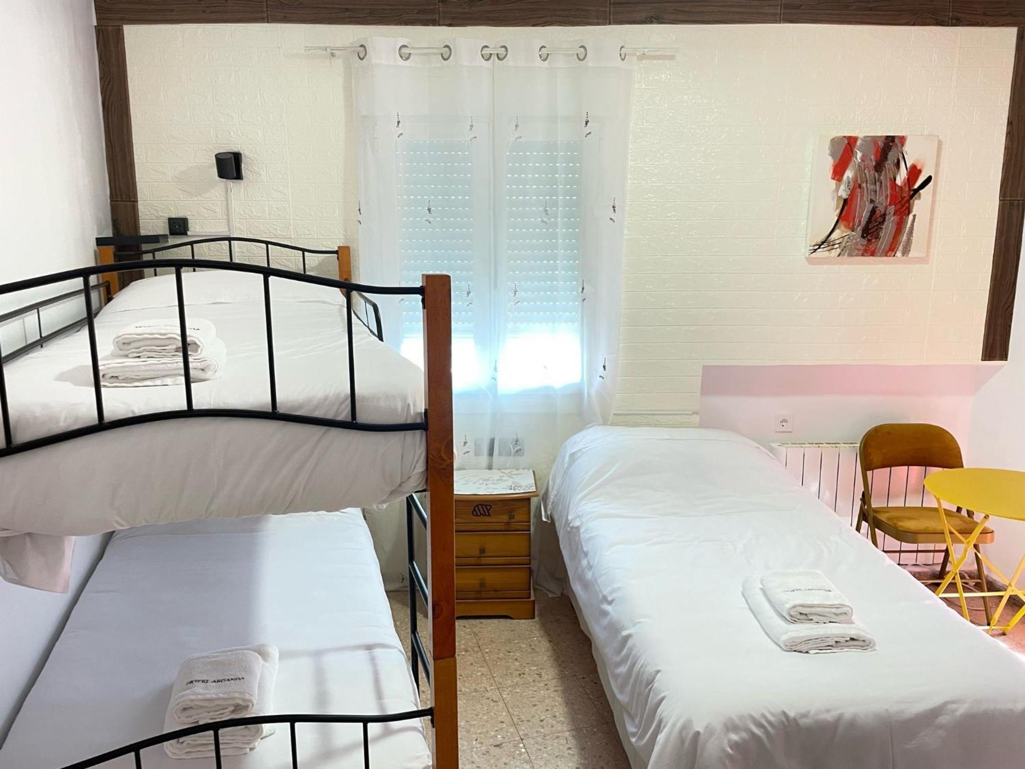 Hotel Arganda 알간다델레이 외부 사진